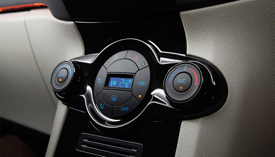 Hệ thống điều hòa trên xe Ford Fiesta 2014.